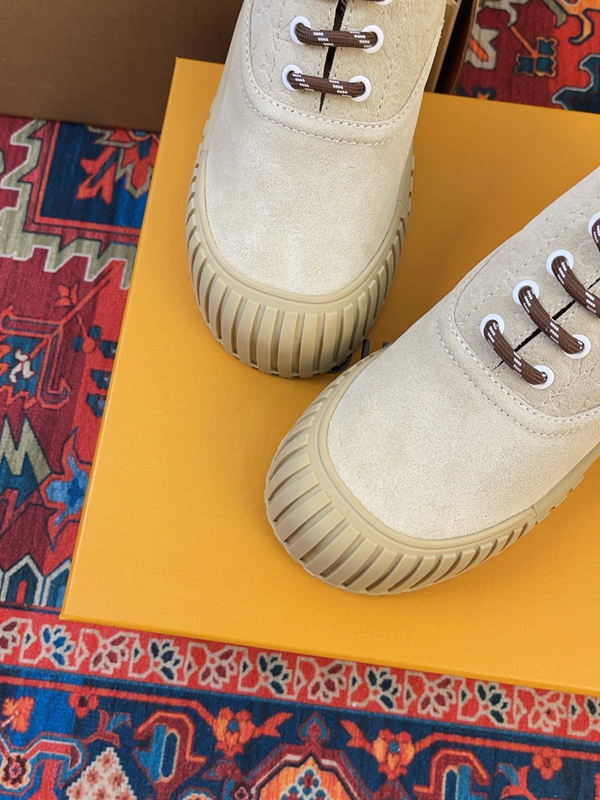 ルイヴィトン靴細部ディテール